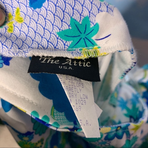 The Attic- Floral Print White Capri size 9 - Picture 8 of 9